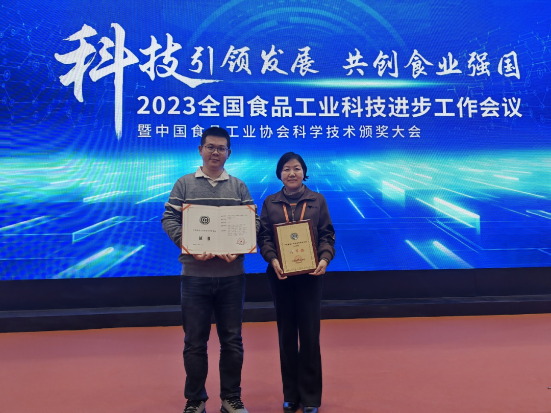 1701651958.png 1.png