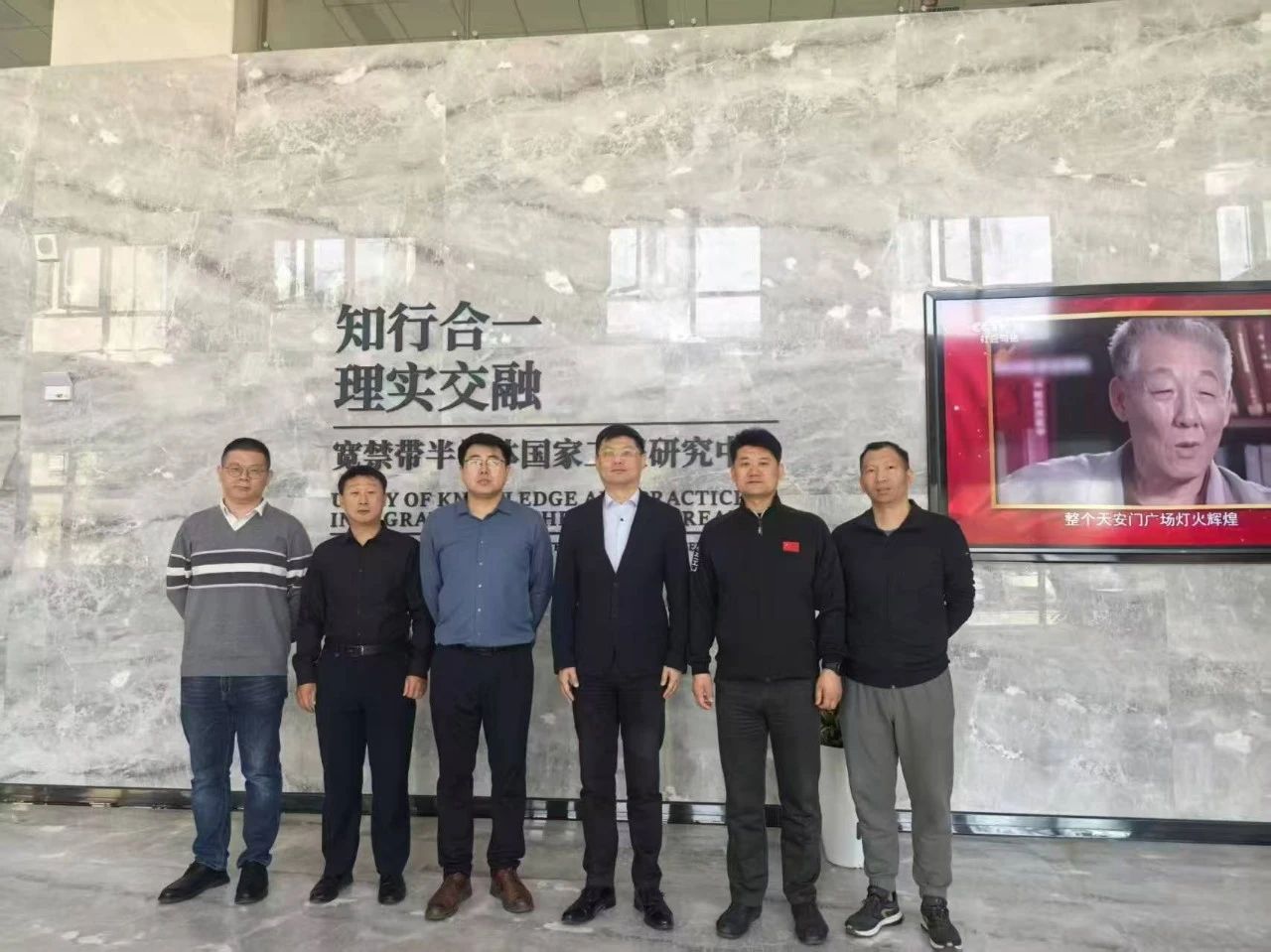 1744788944.jpg 2.jpg